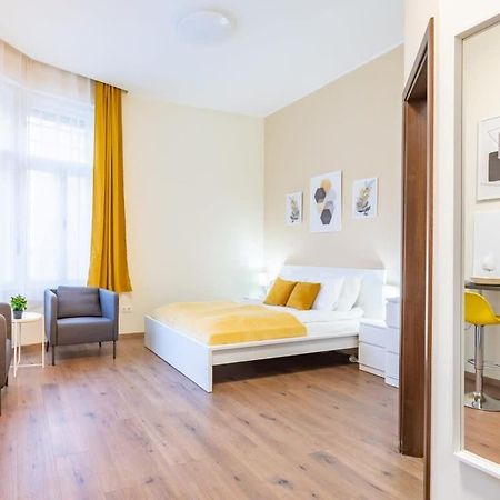 Super Central New Studio Budapest Esterno foto