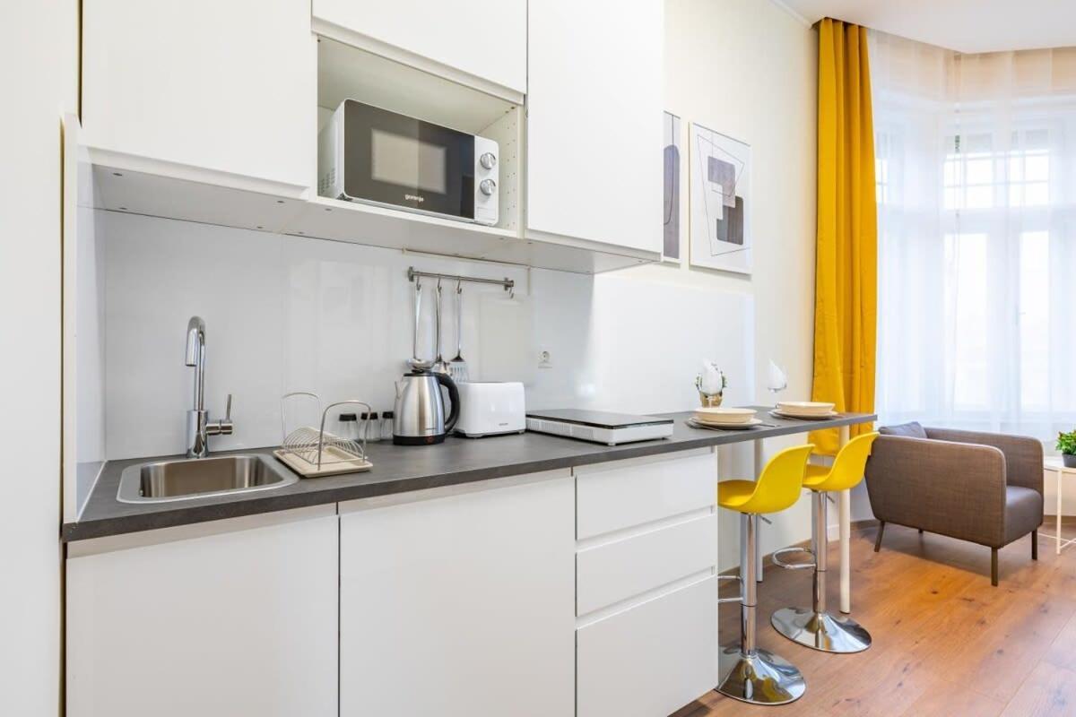 Super Central New Studio Budapest Esterno foto